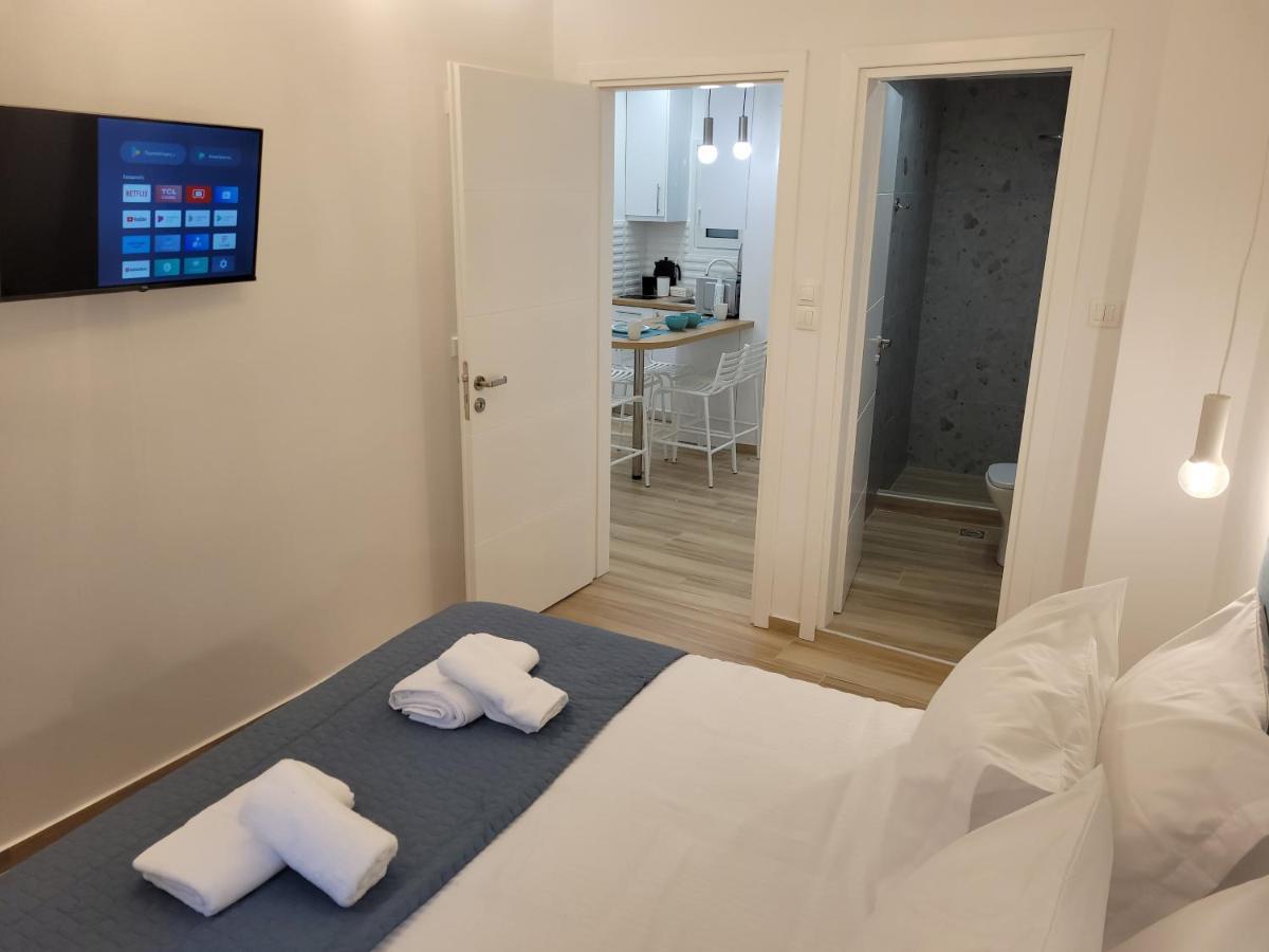 Acropolis Thisio Apartment 2 Bedrooms 2 Bathrooms Athena Bagian luar foto