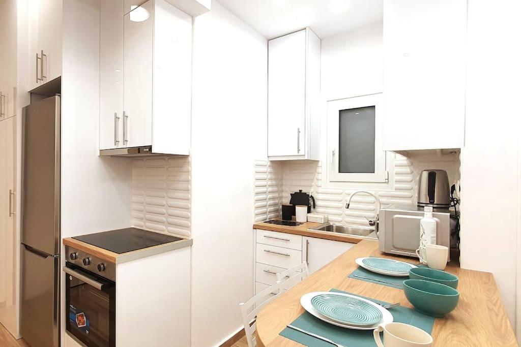 Acropolis Thisio Apartment 2 Bedrooms 2 Bathrooms Athena Bagian luar foto